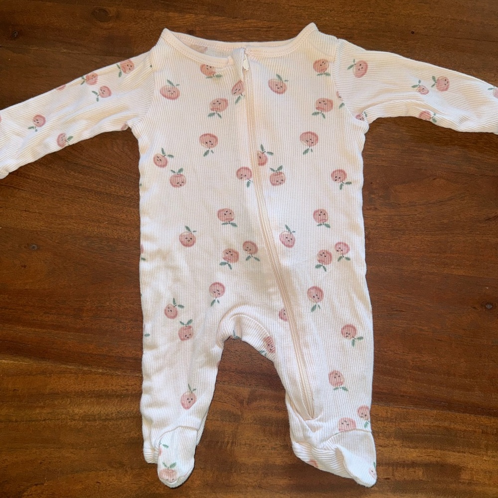Carter's‎ White and Pink Floral Footie
